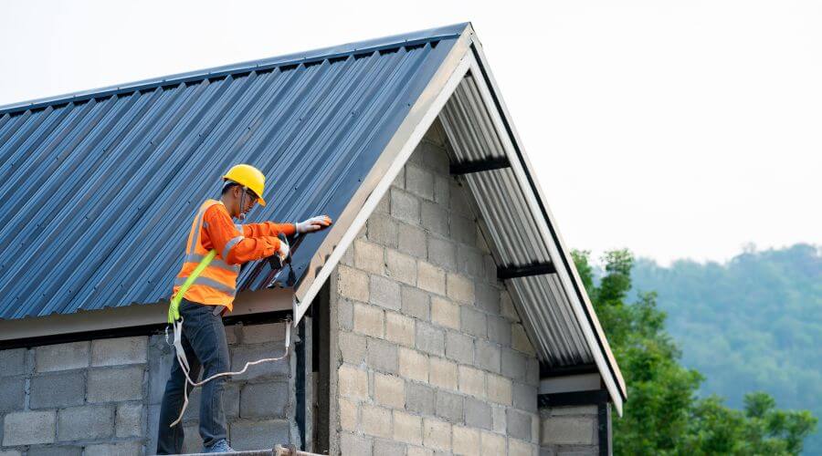 Expert top industrial roofings services in Elwood, NE